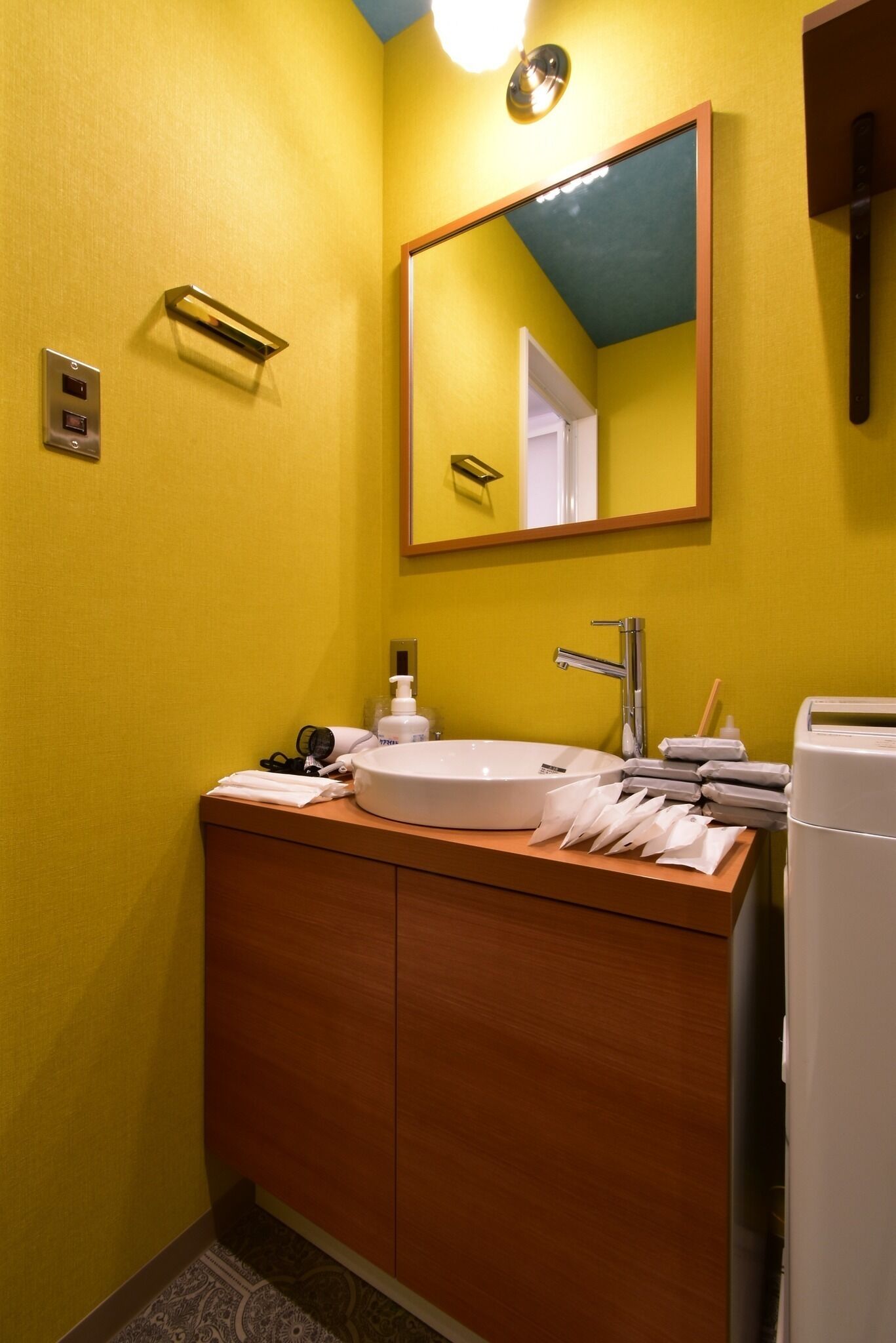 免費梳洗用品、風筒、提供毛巾