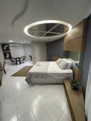 Premium kamer | Een minibar, een strijkplank/strijkijzer, gratis wifi, beddengoed