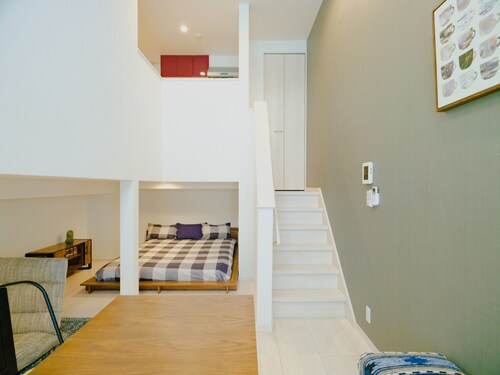 No 205 Close to Kumamoto station with kitchen  Queen bed  55inch TV with video app / Kumamoto Kumamoto