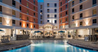 Hampton Inn & Suites Cape Canaveral Cruise Port