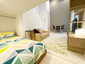 1 bedroom, desk, free WiFi, bed sheets - No 102 Near Kumamoto Station Children OK Enjoy staying in a stylish maisonette type / Kumamoto Kumamoto (Kumamoto)