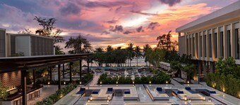 Four Points by Sheraton Phuket Patong Beach Resort