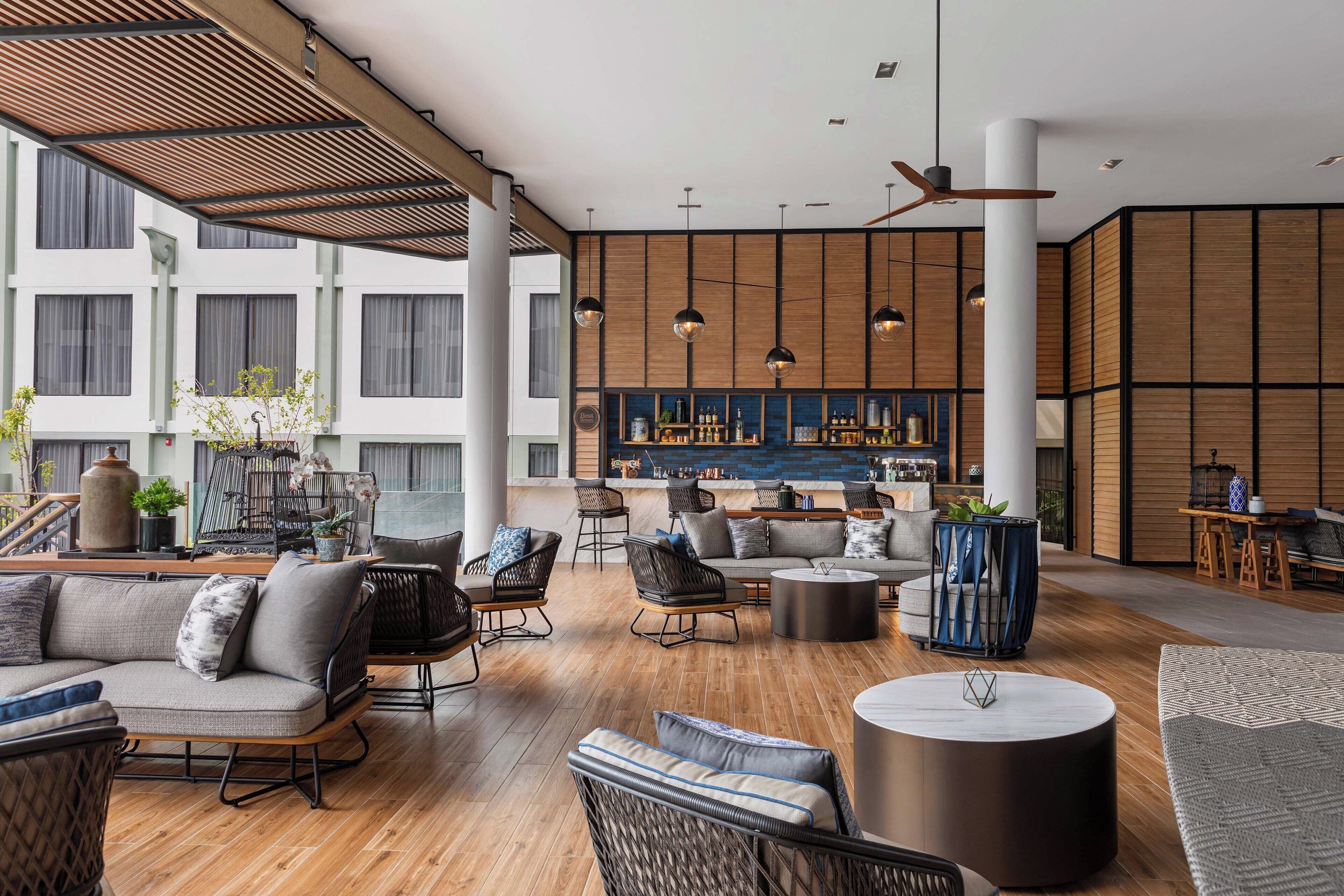 Photo - Four Points by Sheraton Phuket Patong Beach Resort