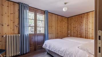 Chambre Double Supérieure, vue montagne