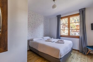 Habitación estándar doble | Caja fuerte, wifi gratis, ropa de cama