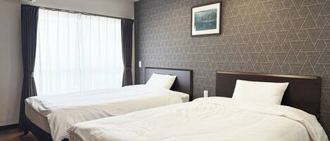 1 bedroom, desk, free WiFi, bed sheets