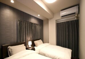 1 quarto, escrivaninha, Wi-Fi de cortesia, roupa de cama