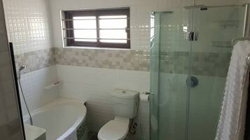 Handuk dan tisu toilet