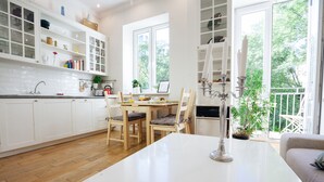 Ảnh chưa phân loại, 5 trong số 19 ảnh, nút