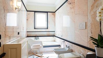 Cottage | 4 chambres, bureau, fer et planche Ă repasser, draps fournis