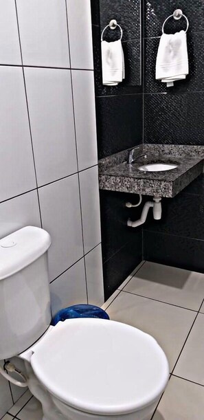 Shower, towels
