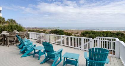 Exquisite 4000 sq ft Oceanfront Home