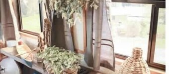 Prevost Tour Bus at Whiskey Creek Beach NW