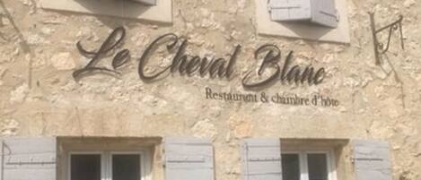 Façade de lâhĂ©bergement