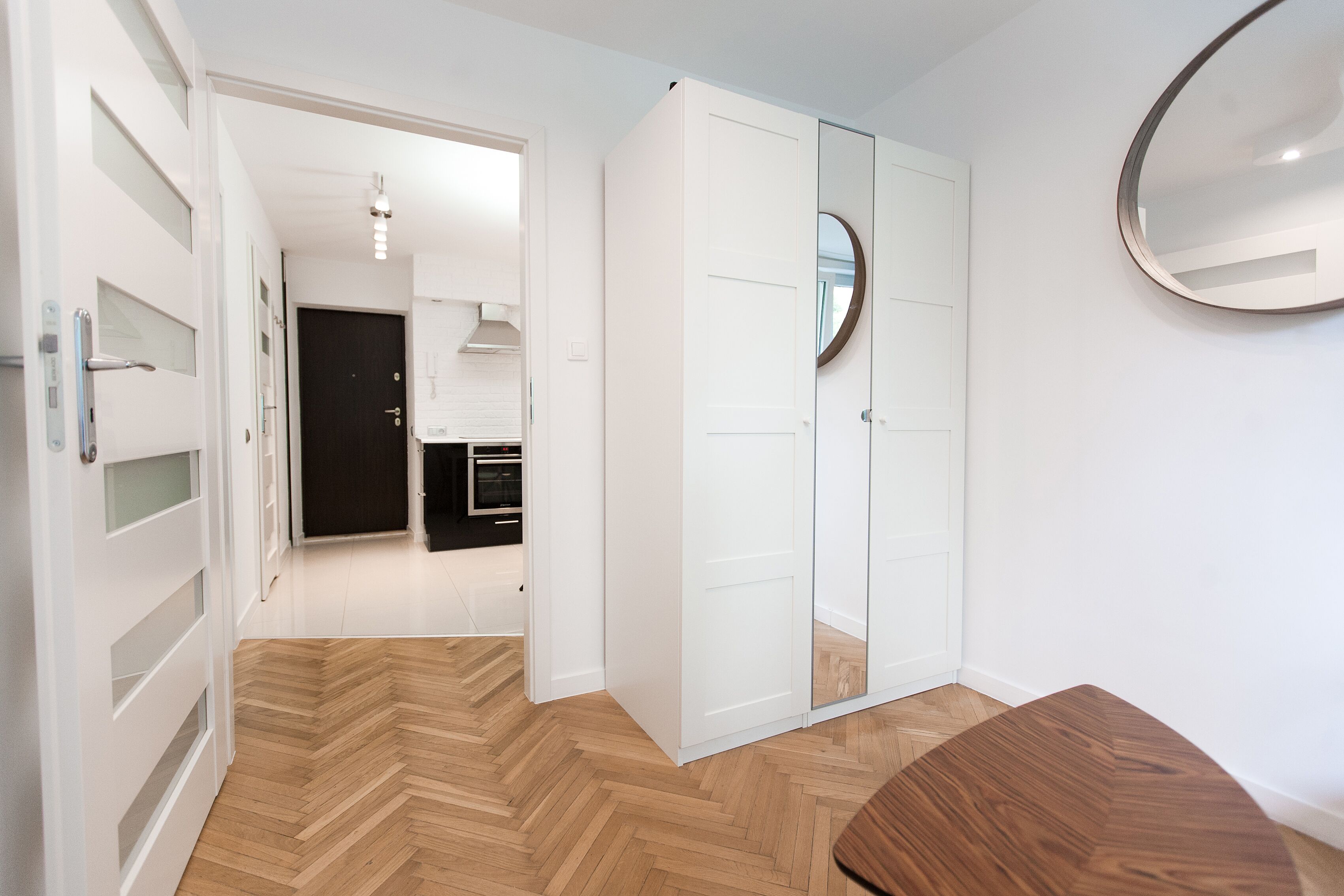 المنشأة من الداخل