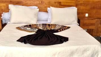 Apartment, 1 Bedroom | 1 bedroom, desk, blackout curtains, rollaway beds