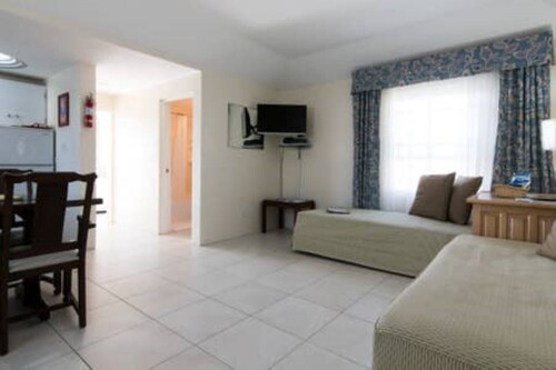 Clairfont, Jobson's Cove / Warwick Long Bay/ Horseshoe Beach -  APARTMENT 5