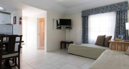 Clairfont, Jobson's Cove / Warwick Long Bay/ Horseshoe Beach - APARTMENT 5
