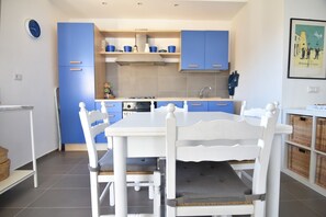 Apartment, 2 Bedrooms | Private kitchen | Full-size fridge, oven, stovetop, espresso maker
