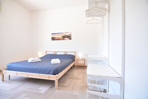 2 bedrooms, individually decorated, individually furnished, free WiFi - Center Beach (Ragusa)