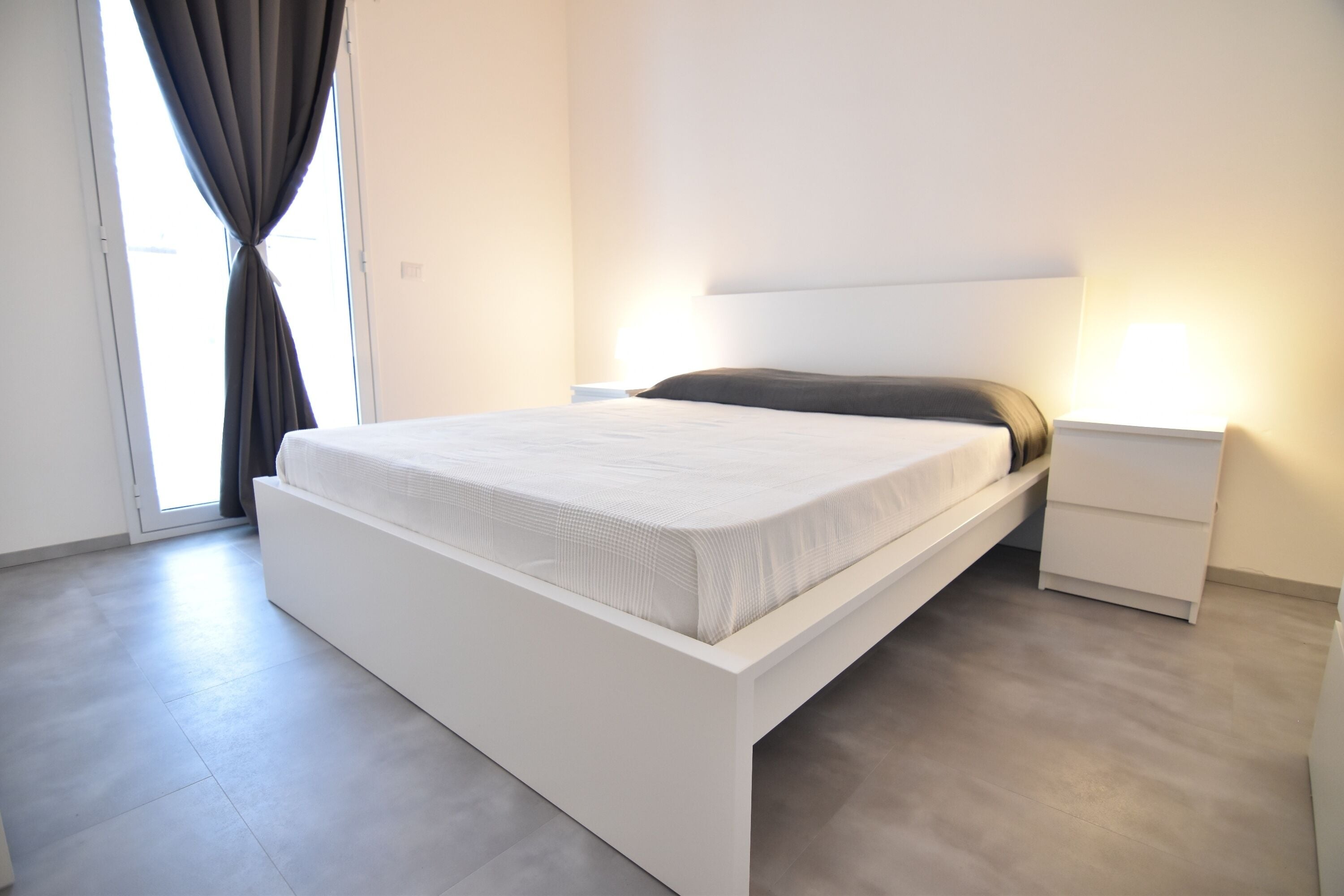 Apartment, 3 Bedrooms | 3 bedrooms, individually decorated, individually furnished