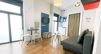 #Y7 |La RĂ©sidence đ|Studio Caserne de Bonne | RĂ©sidence privĂ©e