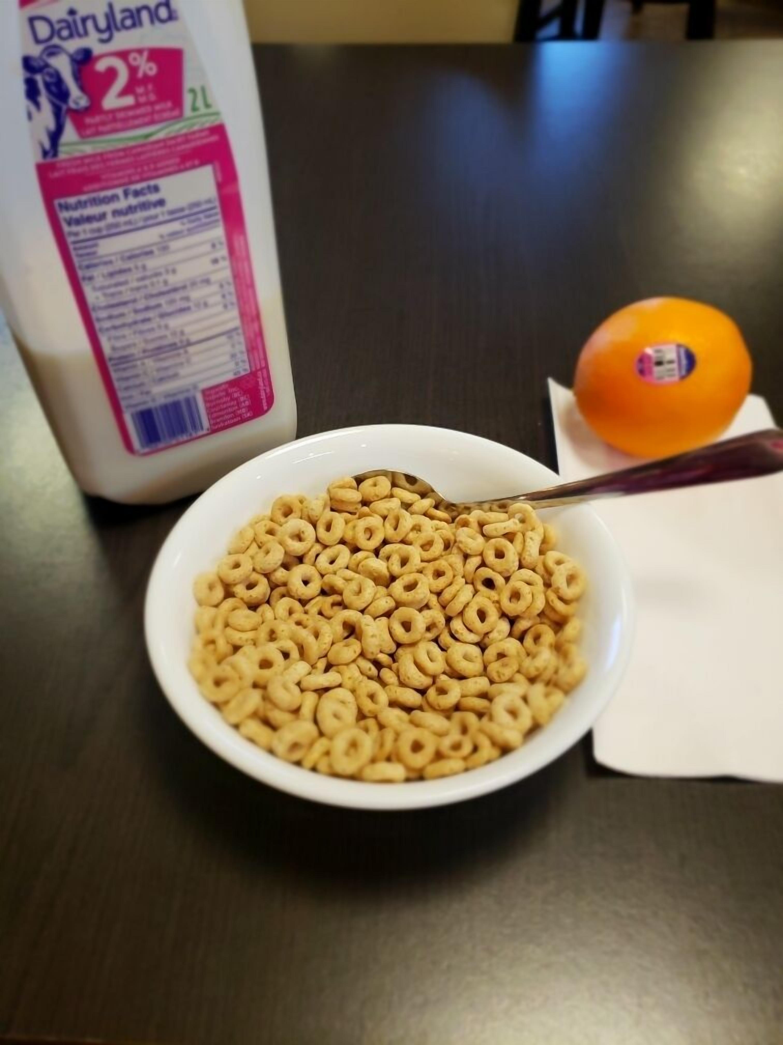 free daily self-service breakfast