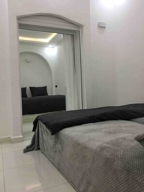 2 bedrooms
