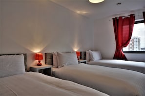 2 habitaciones, tabla de planchar con plancha y wifi gratis 