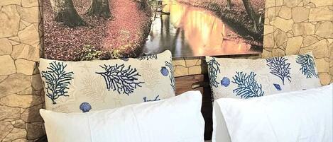 1 chambre, fer et planche à repasser, Wi-Fi gratuit, draps fournis