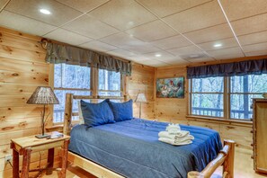 3 soveværelser, strygejern/strygebr æt, internetforbindelse, sengetøj