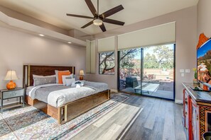 3 chambres, fer et planche à repasser, lit parapluie, Wi-Fi gratuit