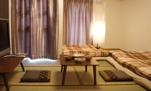 Room - Tiara Court West apartment (Osaka)