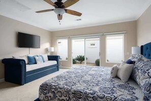 3 bedrooms, desk, iron/ironing board, WiFi