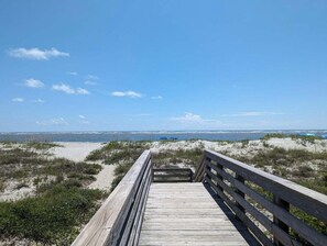 Beach nearby, sun-loungers, beach towels
