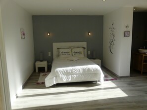 2 chambres, fer et planche Ă repasser, Wi-Fi