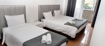 Lisbon Home Host - Hostel