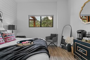 1 soverom, strykejern/-brett, wi-fi og sengetøy