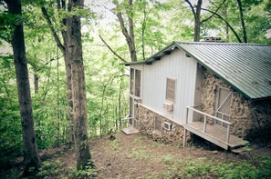 獨特裝潢、布置獨特、免費搖籃/嬰兒床、免費折疊床/加床