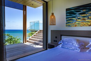 6 bedrooms, iron/ironing board, WiFi, bed sheets