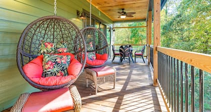 Peaceful Waterfront Mountain Retreat w/ Wood Burning Fireplace, Private Hot Tub