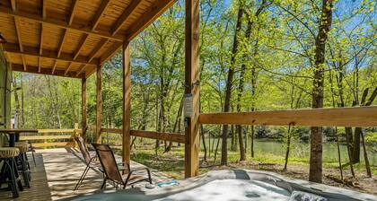 Peaceful Waterfront Mountain Retreat w/ Wood Burning Fireplace, Private Hot Tub