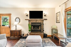 TV, fireplace, DVD player, ping pong