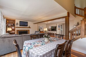 Dining - Large Backyard, Game Room, Has AC - Saltbox 1D (Hartford)