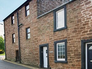 Exterior - A lovely, characterful cottage, perfect for a couple. (St Bees)