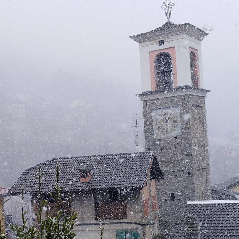 Il Mondo in Valle di Simonetti Monica image