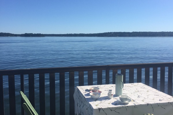 breakfast outside the smaller house