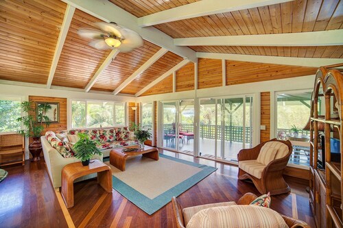 Hale Ki'i Maka Manu 4 Bedroom Home by RedAwning