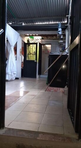 2 BEDROOM apartment in one house!  Perfect for travelers and locals!