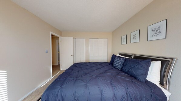 4 bedrooms, desk, free WiFi